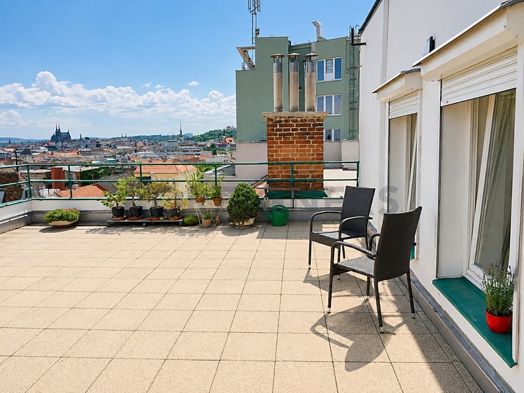 Pronájem bytu 3+kk, 50 m² (7 z 8)