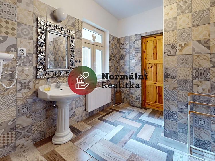 Комерційне приміщення на продаж, 186 м² (25 з 67)