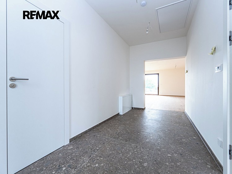 Prodej domu, 195 m² (4 z 32)