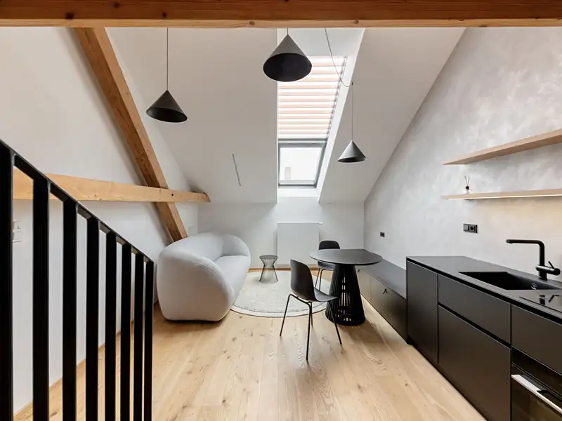 Pronájem bytu 2+kk 57 m², Praha – náhled fotky 1