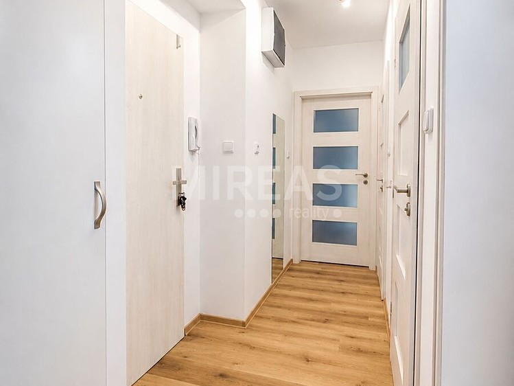 Pronájem bytu 2+kk, 49 m² (3 z 9)