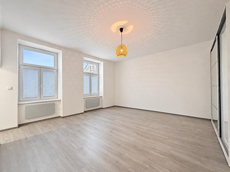 Квартира 1+1 в оренду, 40 м² (1 з 11)