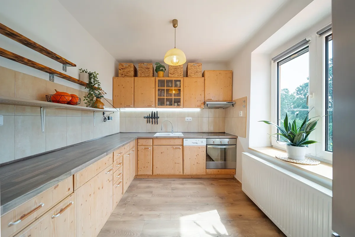 Prodej rodinného domu 250 m², pozemek 763 m²