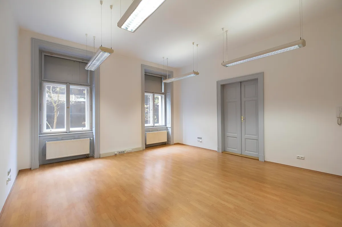 Pronájem kanceláře 82 m²