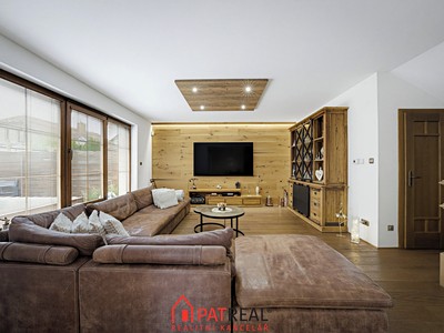Prodej domu, 187 m² (3 z 53)