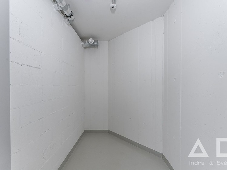 Pronájem bytu 2+kk, 42 m² (16 z 19)