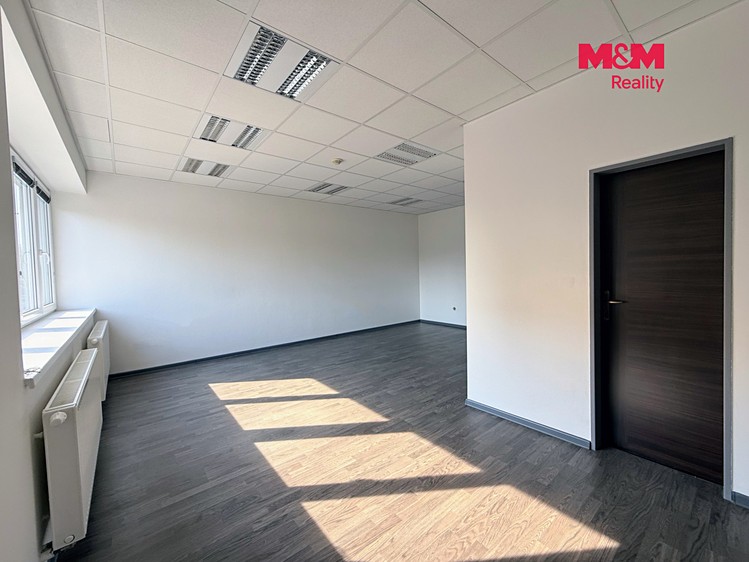 Комерційне приміщення в оренду, 94 м² (5 з 14)