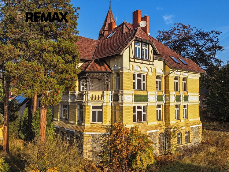 Будинок на продаж, 677 м² (3 з 86)
