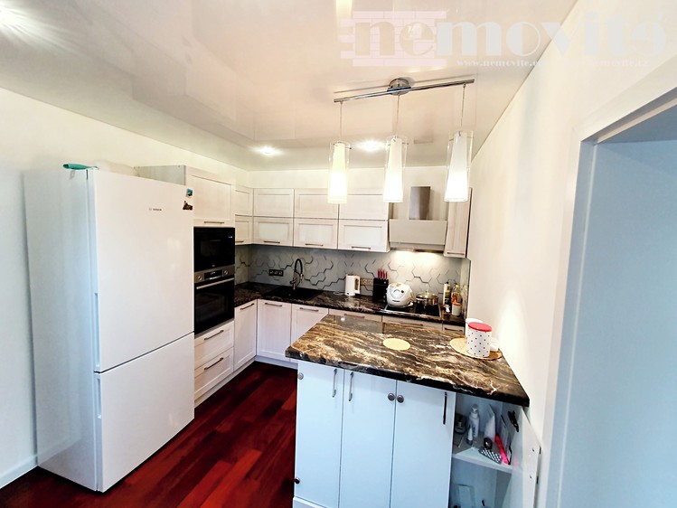 Prodej domu, 179 m² (9 z 19)