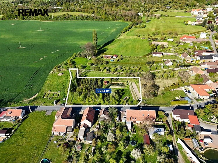 Prodej pozemku, 1 877 m² (4 z 16)