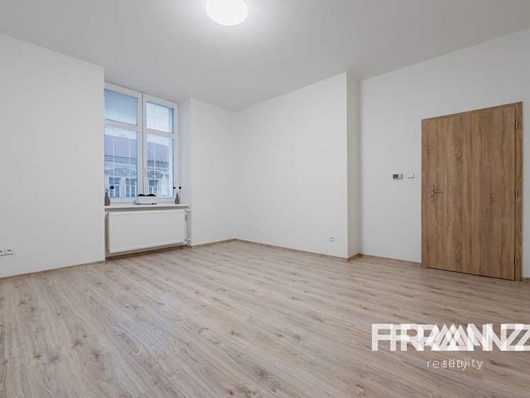 Квартира 2+1 в оренду, 65 м² (12 з 22)