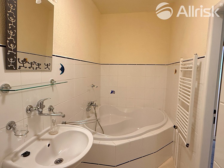 Квартира 2+kk на продаж, 53 м² (4 з 9)