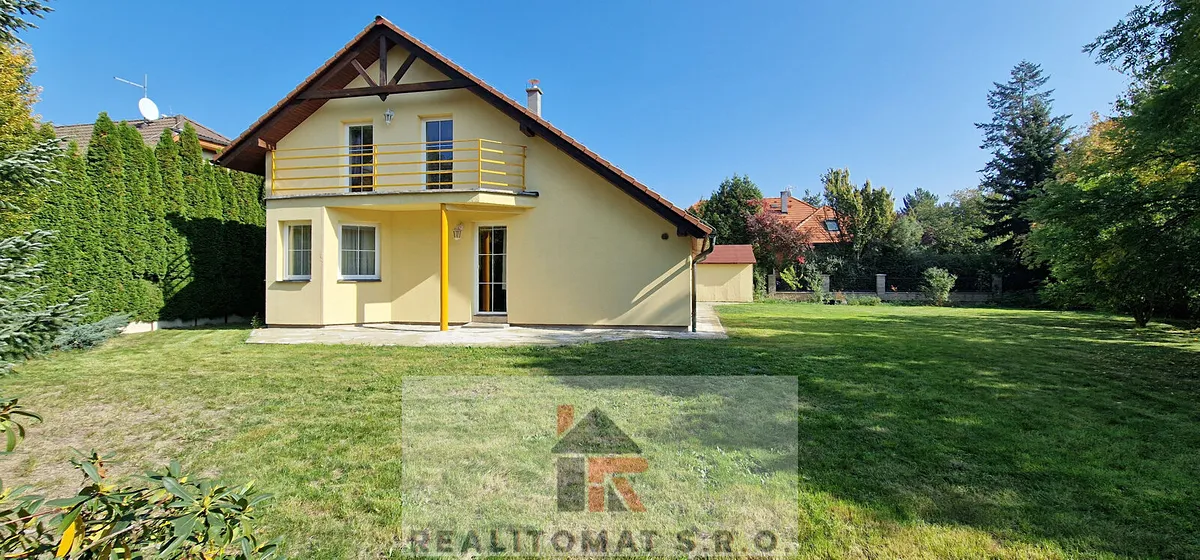 Pronájem rodinného domu 160 m², pozemek 946 m²
