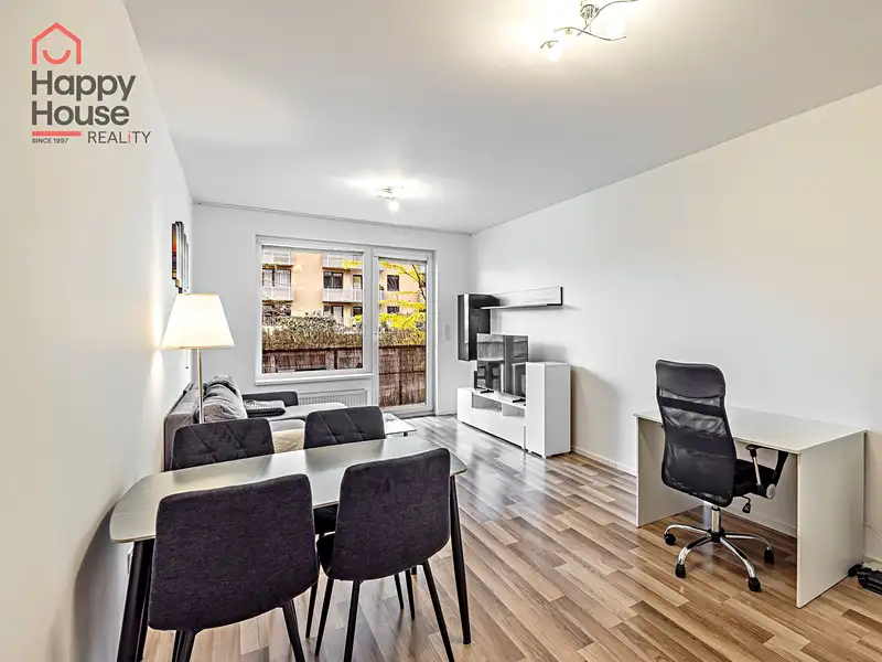 Pronájem bytu 2+kk 60 m², Praha – náhled fotky 2