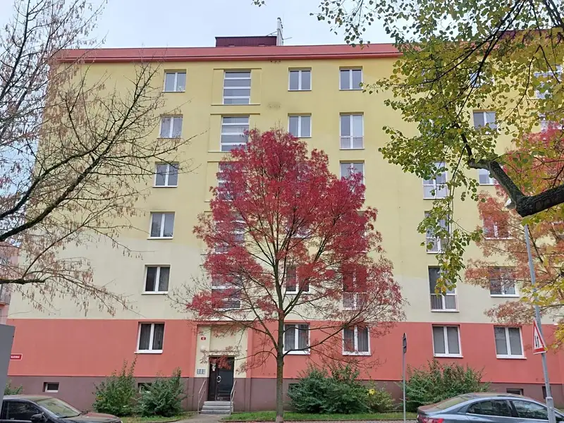 Pronájem bytu 3+1 71 m², Plzeň – náhled fotky 1