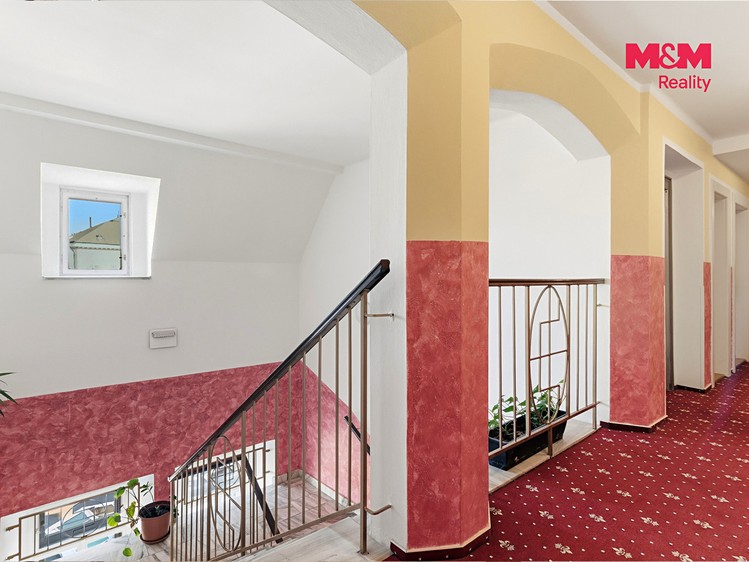 Prodej komerčního prostoru, 961 m² (16 z 30)