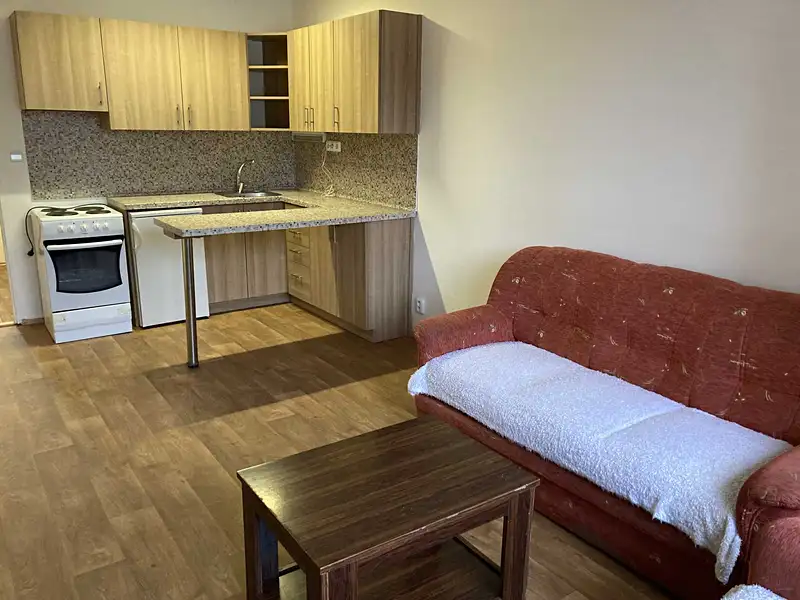 Prodej bytu 1+kk 28 m², Otrokovice – náhled fotky 2