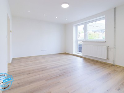 Prodej domu, 78 m² (3 z 24)