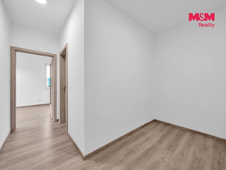 Pronájem bytu 2+kk, 51 m² (17 z 24)
