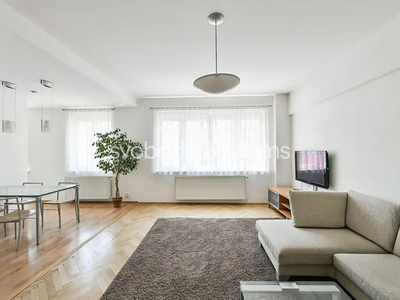 Pronájem bytu 2+1 104 m², Praha – náhled fotky 1