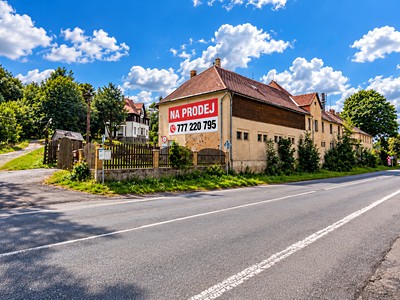 Prodej komerčního prostoru, 1 000 m² (2 z 12)