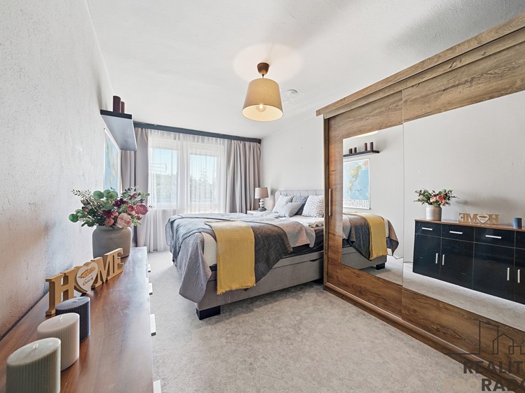 Prodej domu, 213 m² (9 z 20)