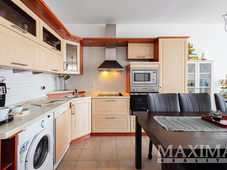 Квартира 3+kk на продаж, 74 м² (1 з 25)