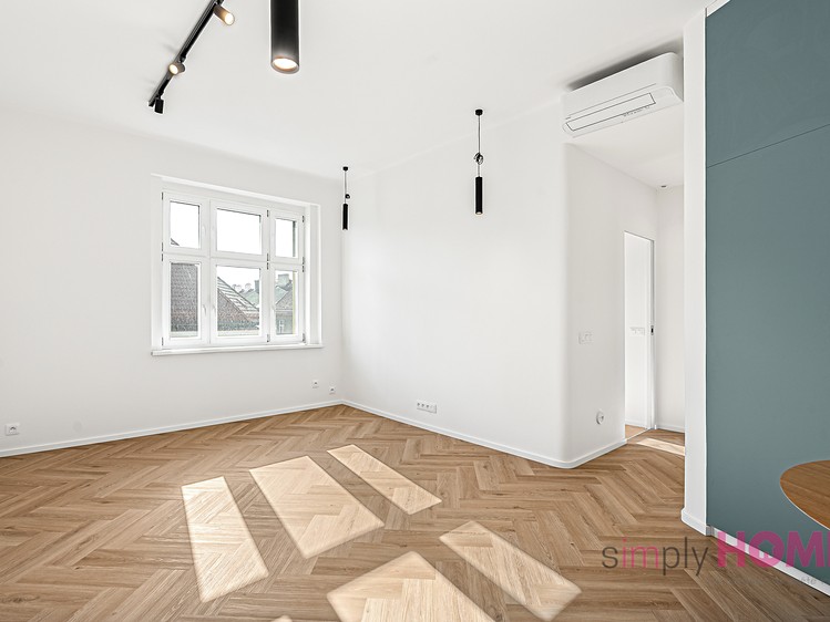 Prodej bytu 3+kk, 81 m² (2 z 22)