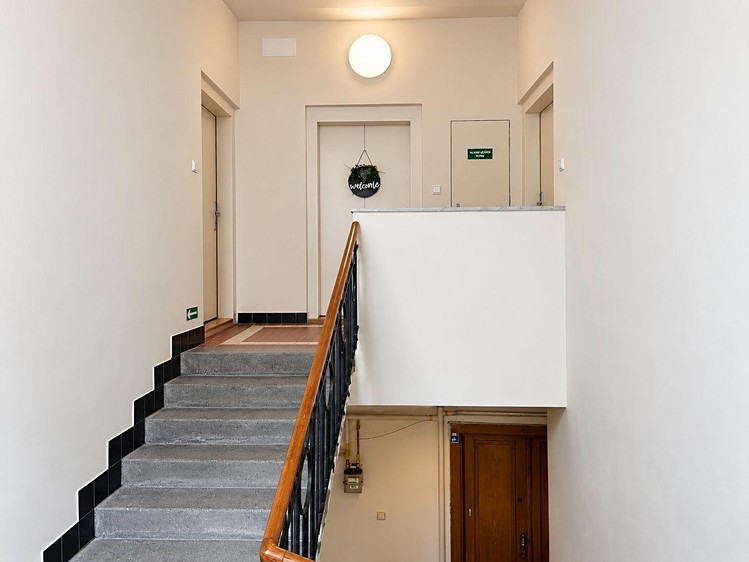 Pronájem bytu 3+kk, 76 m² (19 z 20)