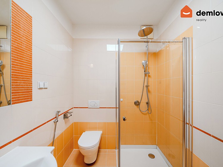 Квартира 4+kk в оренду, 122 м² (23 з 33)