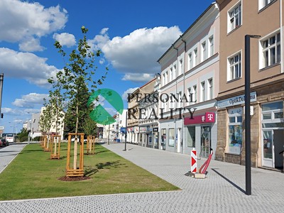 Pronájem komerčního prostoru, 40 m² (2 z 8)