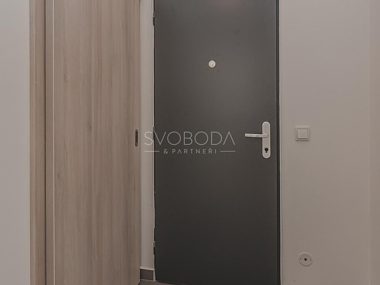 Квартира 1+kk в оренду, 25 м² (11 з 11)