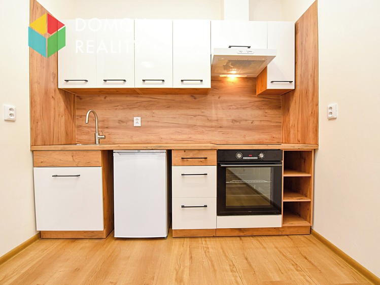Квартира 1+kk в оренду, 29 м² (2 з 9)