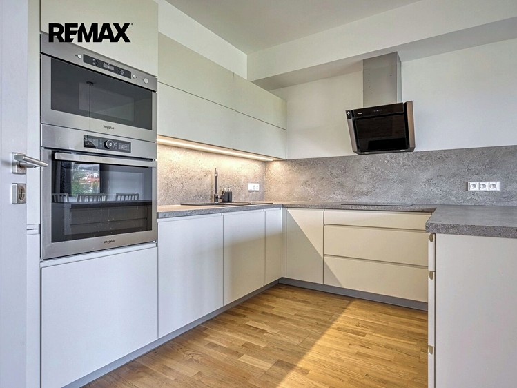 Wohnung 4+kk zur Miete, 103 m² (6 von 27)