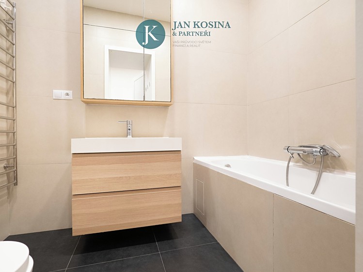 Prodej bytu 3+kk, 75 m² (20 z 36)