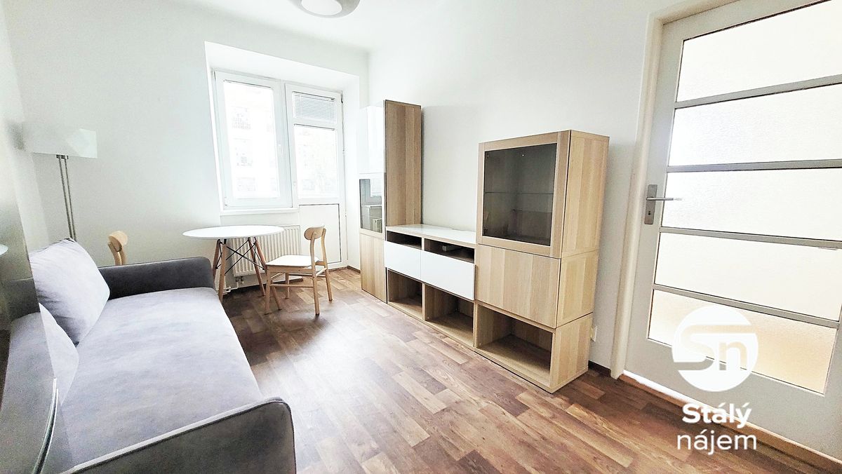Pronájem bytu 2+kk 45 m² – fotografie 3