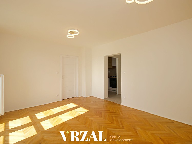Prodej bytu 3+1, 66 m² (12 z 21)