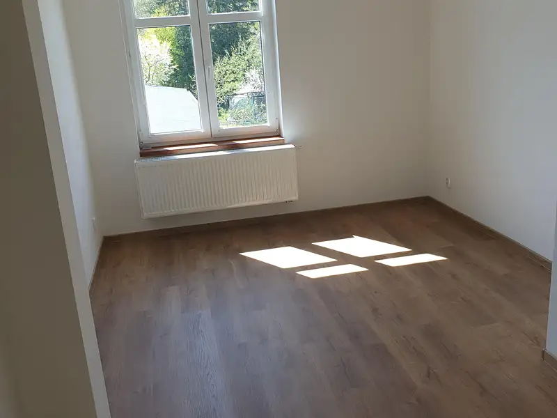 Pronájem bytu 2+kk 68 m², Aš – náhled fotky 3