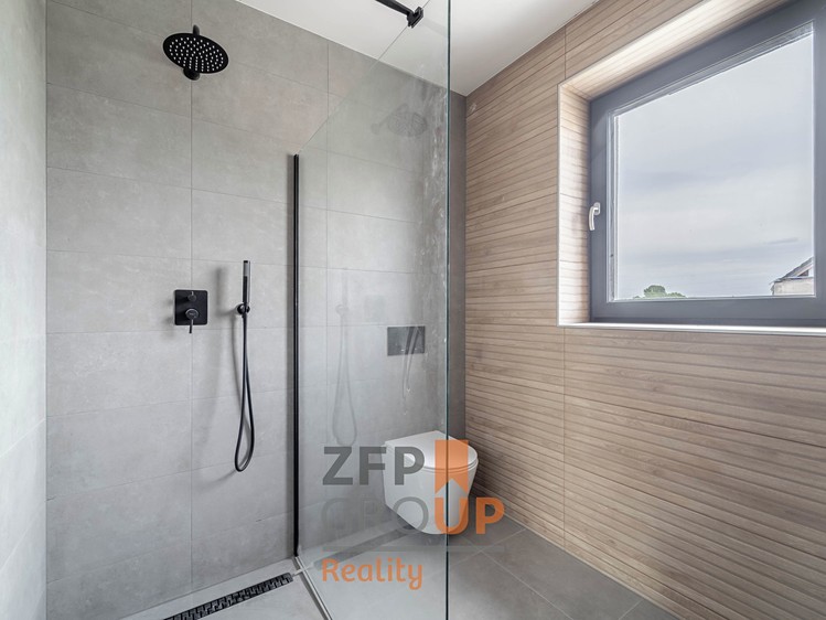 Prodej domu, 228 m² (12 z 51)