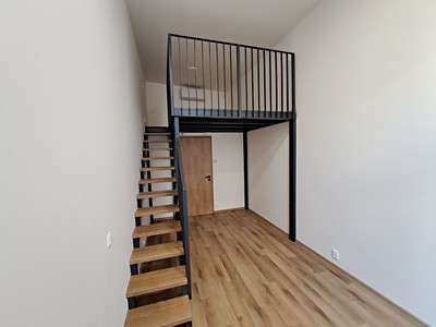 Wohnung 3+kk zur Miete, 110 m² (2 von 13)