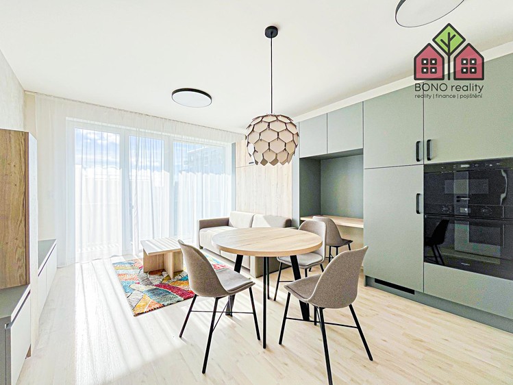Квартира 1+kk в оренду, 32 м² (2 з 24)