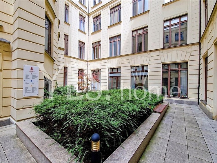 Pronájem komerčního prostoru, 175 m² (22 z 27)