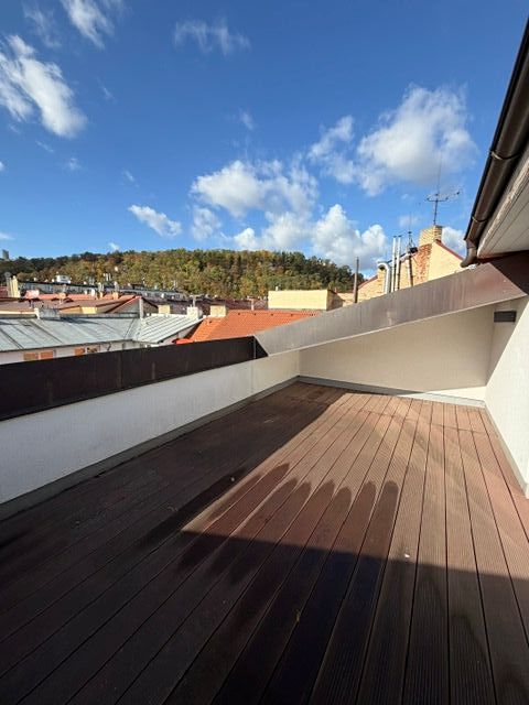 Pronájem bytu 3+kk 130 m²