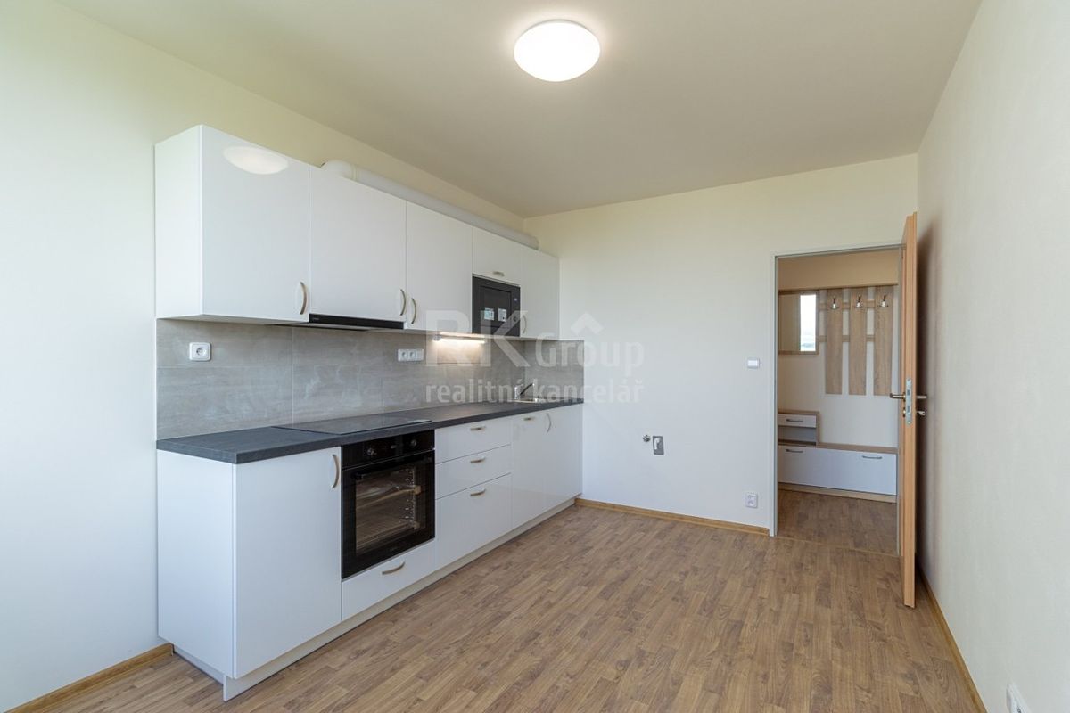Pronájem bytu 2+kk 32 m²