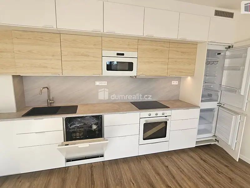 Prodej bytu 2+kk 66 m², Kladno – náhled fotky 3