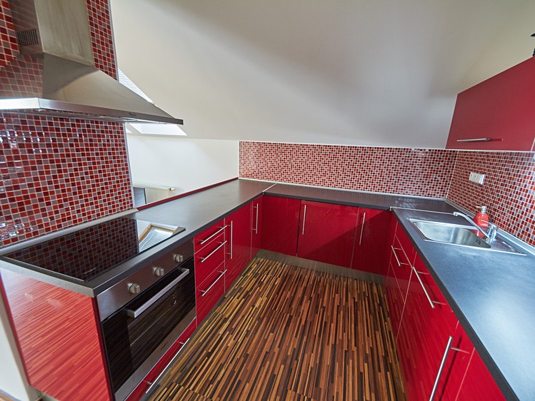 Pronájem bytu 2+kk, 86 m² (6 z 13)