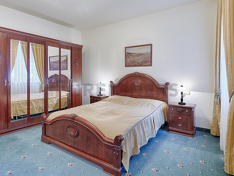 Prodej komerčního prostoru, 1 425 m² (21 z 25)