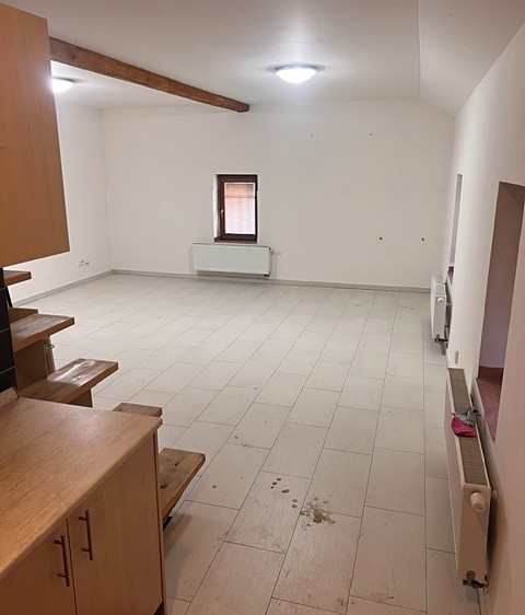 Pronájem bytu 2+kk, 62 m² (2 z 13)