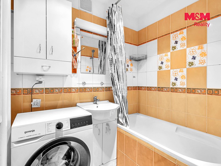 Pronájem bytu 3+kk, 60 m² (9 z 15)