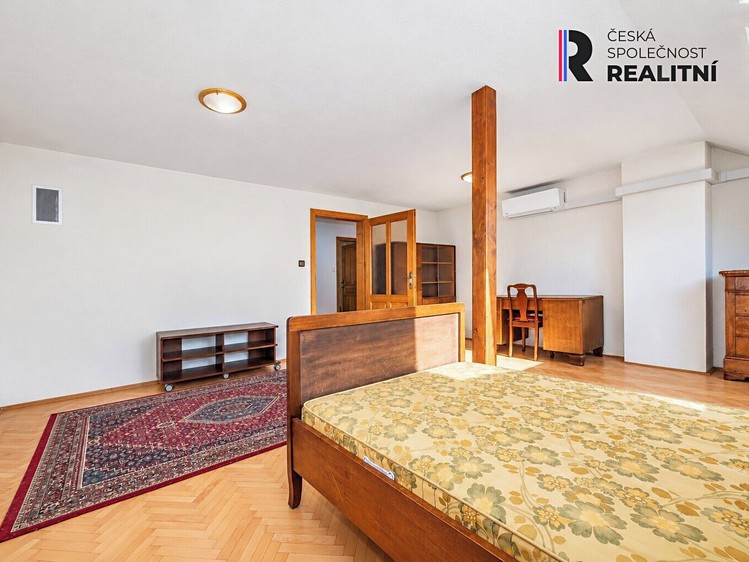 Prodej domu, 254 m² (10 z 23)